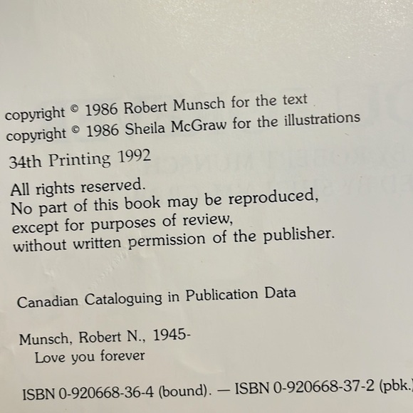 LIKE NEW Vintage 1992 Love You Forever book with original price tag - Picture 4 of 10